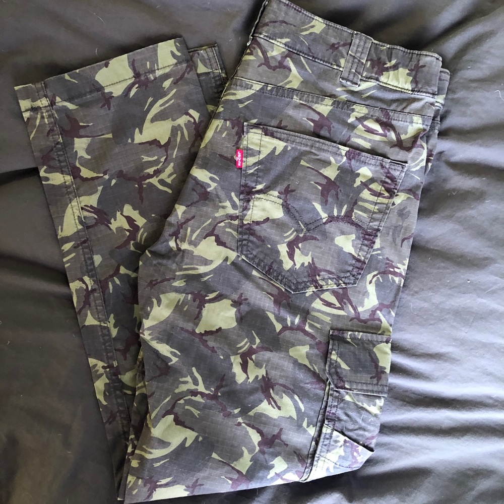 Levi’s Camo Cargo Pant